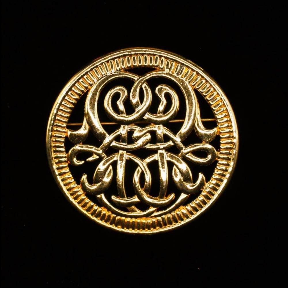 Vintage 80s 90s Gold Tone Round Brooch Lapel Pin 1” Filigree Statement